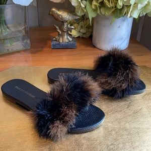Avec Moderation Feather Accented Slide Sandals